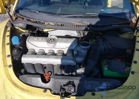 2010 Volkswagen New Beetle 2.5L z USA, uszkodzony, nr VIN 3VWRW3AGOAMO26368